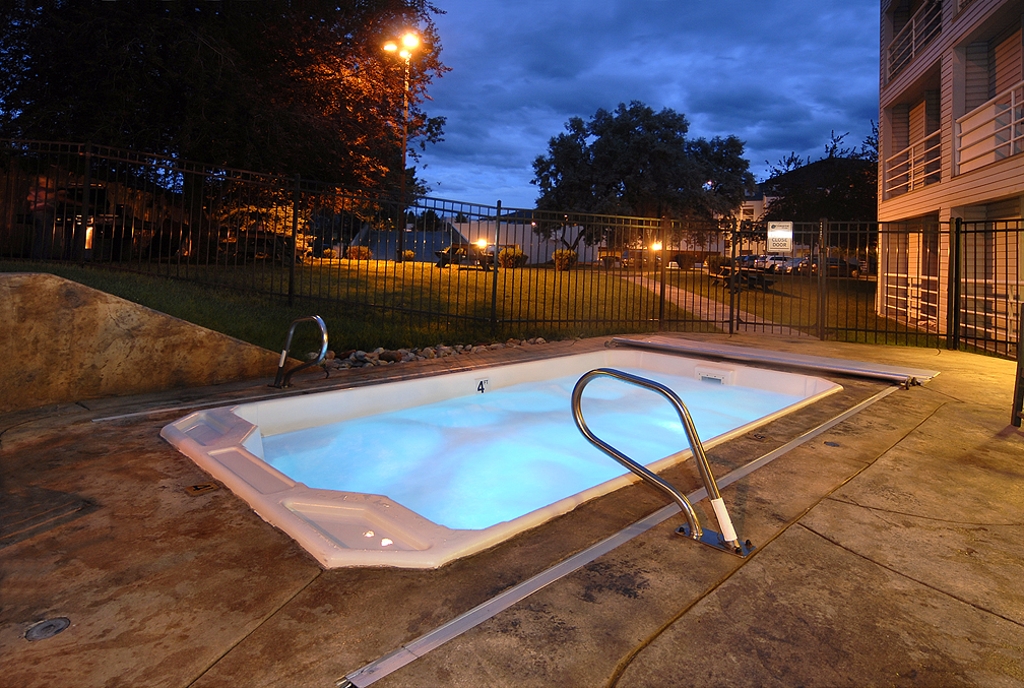 Outdoor Hot Tub