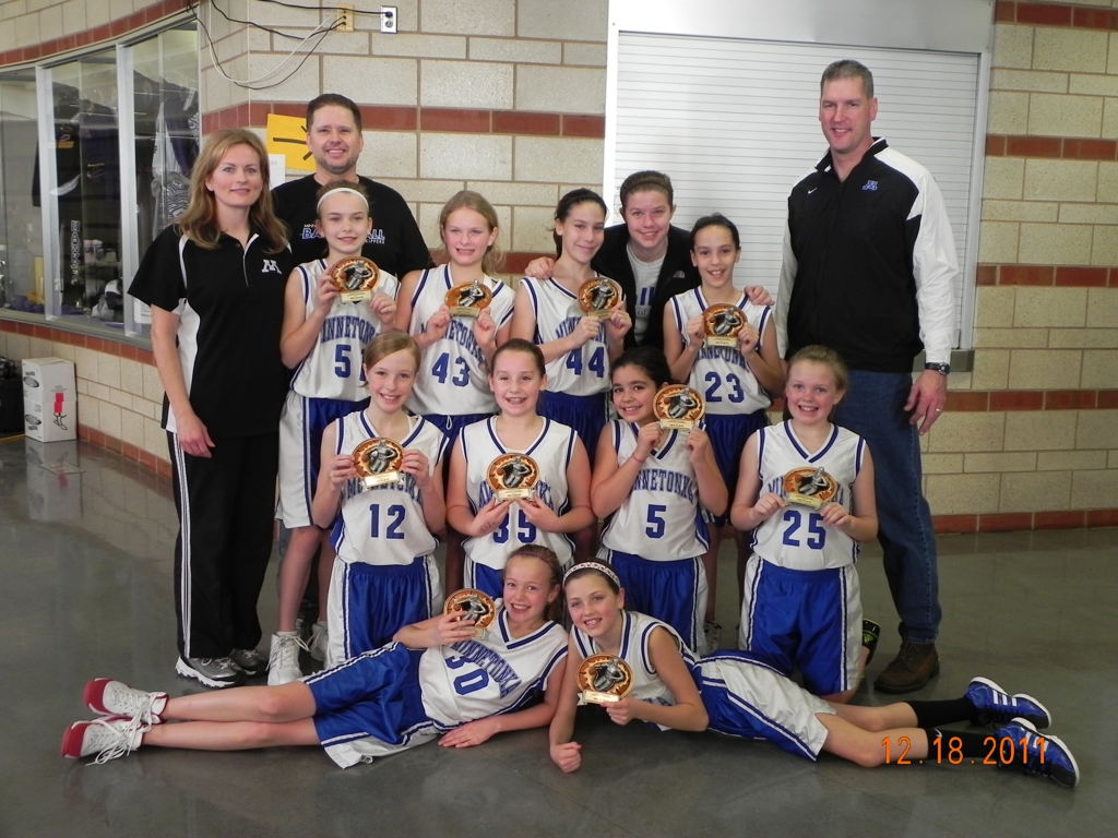 5 White takes 3rd Place at Chanhassen Tournament