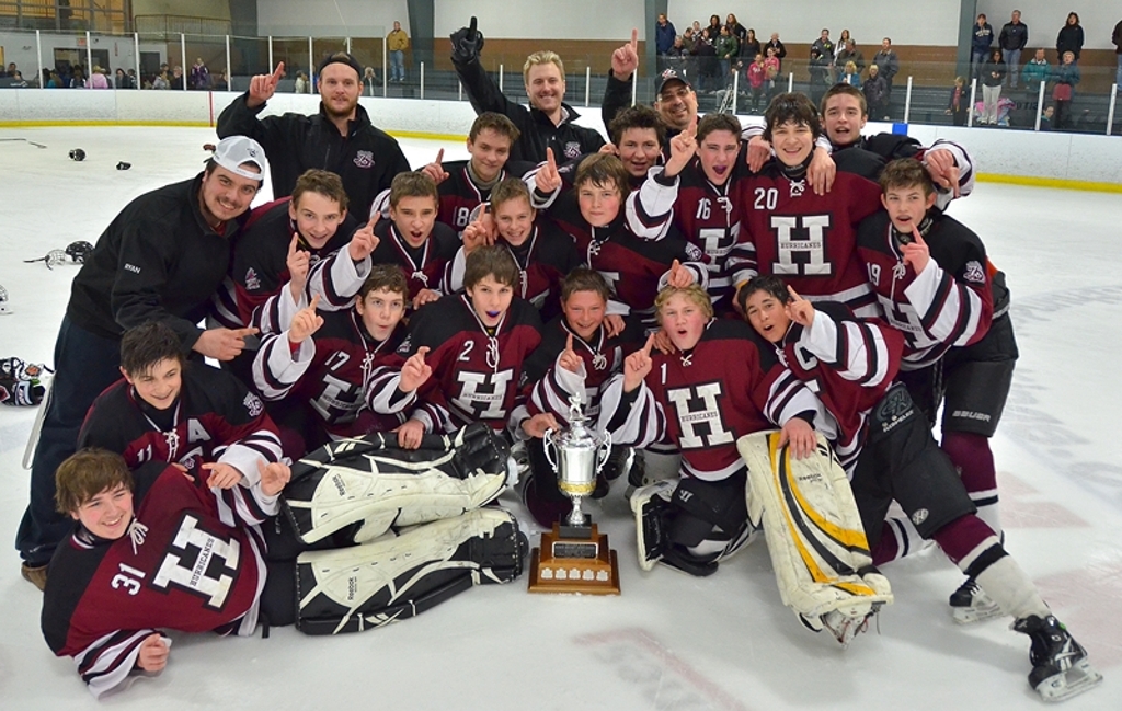2011-2012 Thunder Bay Minor Bantam "A" Champions Fort William Hurricanes